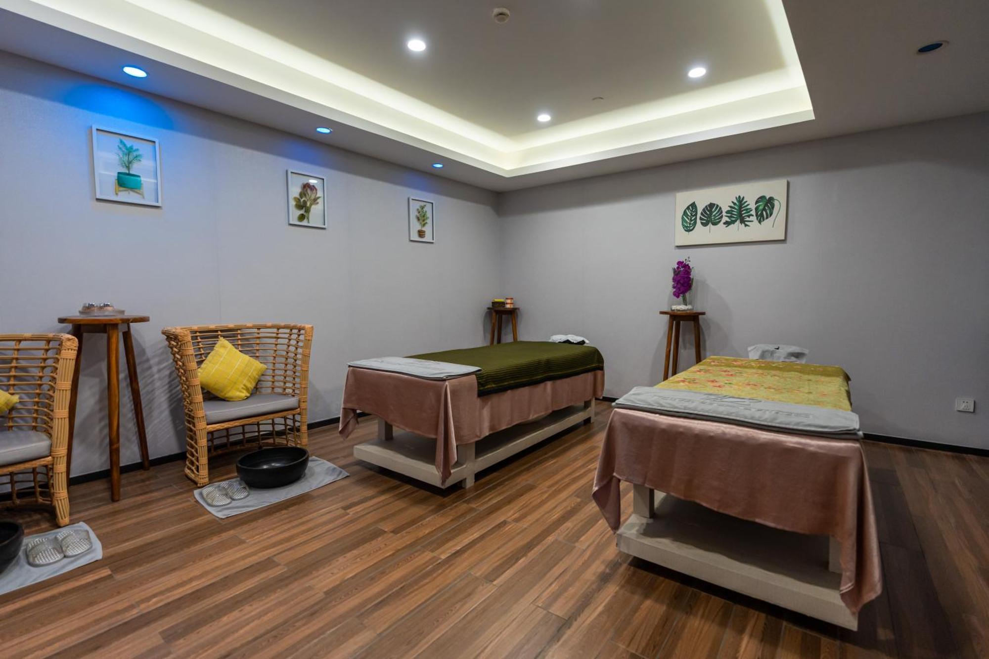 Olympia City Hotel By Dara Phnom Penh Bagian luar foto