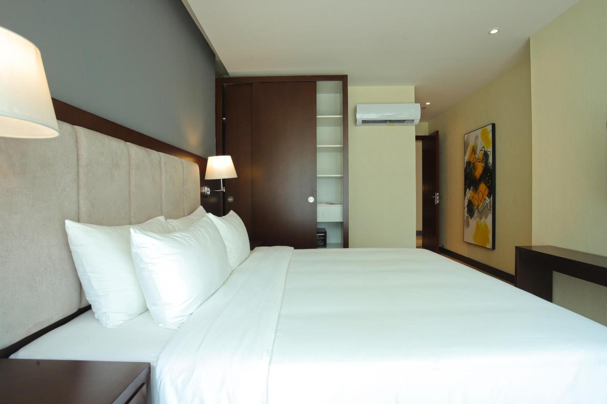 Olympia City Hotel By Dara Phnom Penh Bagian luar foto