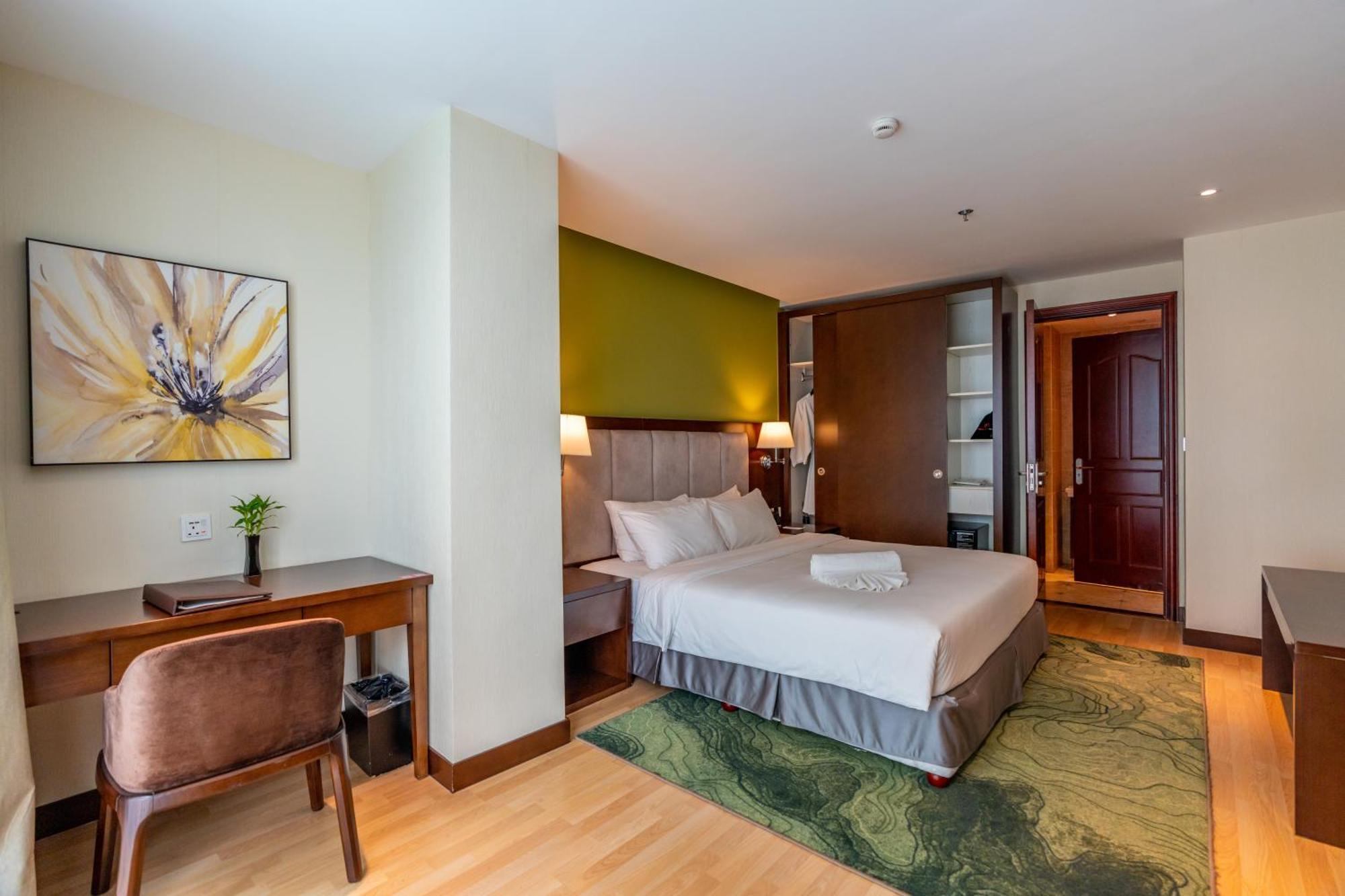 Olympia City Hotel By Dara Phnom Penh Bagian luar foto