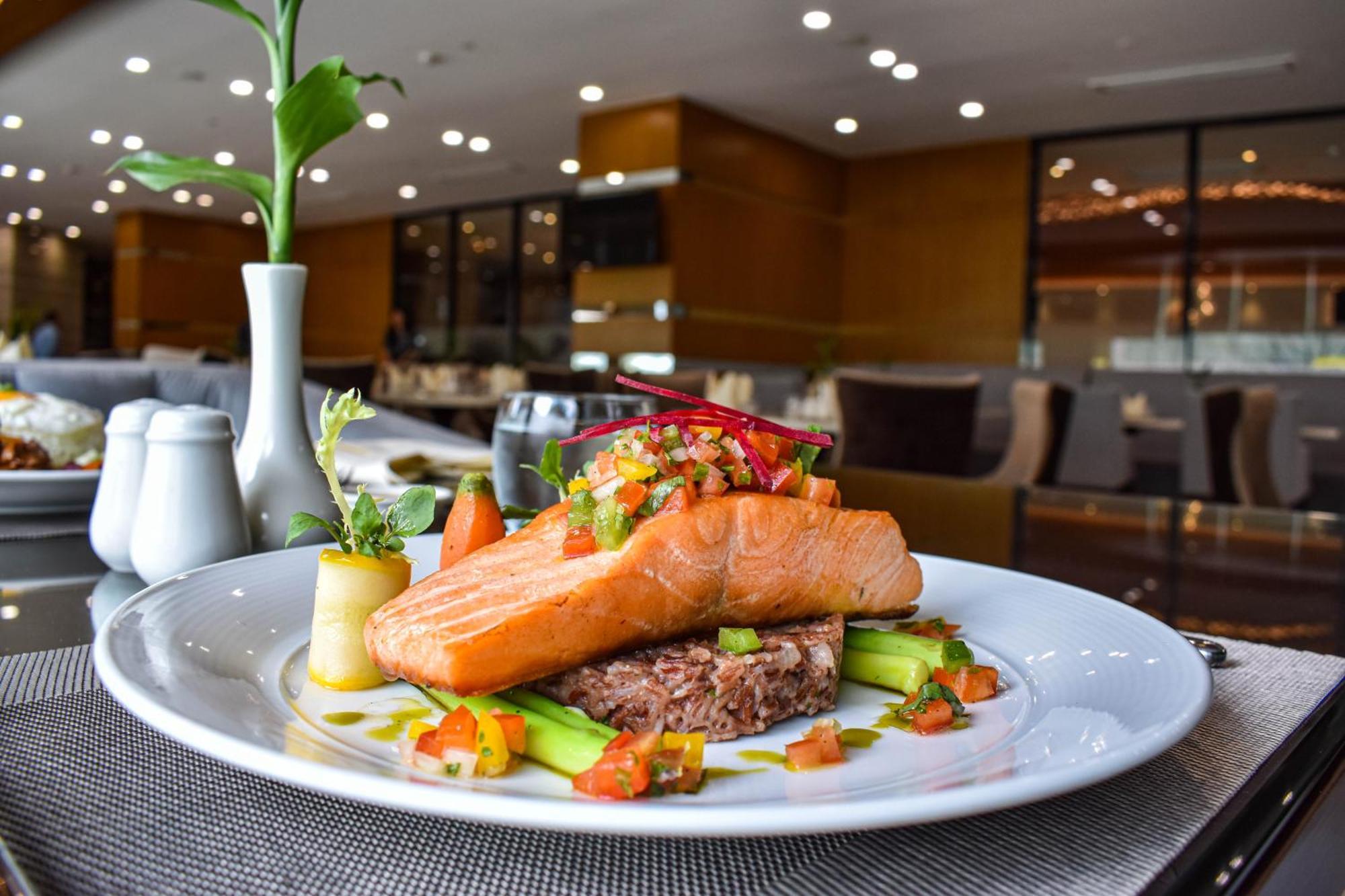 Olympia City Hotel By Dara Phnom Penh Bagian luar foto